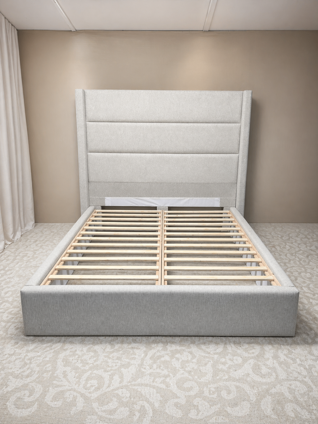 AkmaBed Velora Queen Bed – Luxury Upholstered Frame