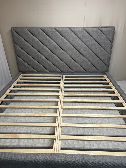 Akmabed Diagonal Panel Bed – King Size